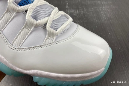 1922 Jordan 698 "Legend 11 378037- Air Cozy Blue 1013